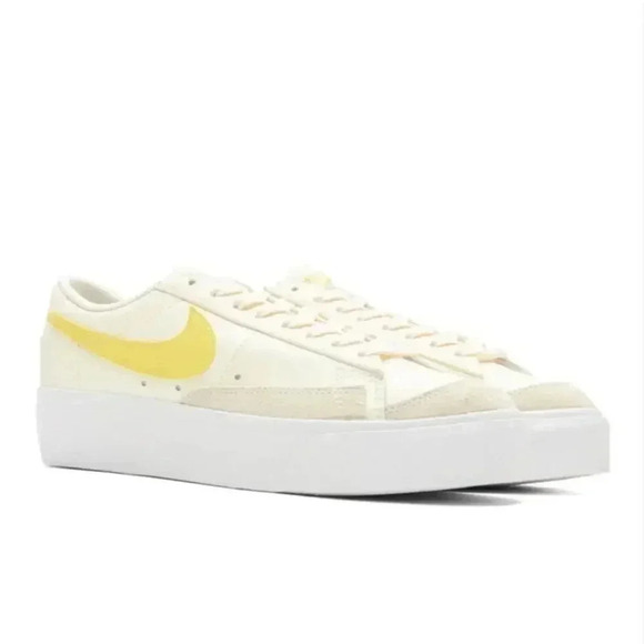 NIKE WOMEN'S BLAZER LOW PLATFORM - PALE IVORY/SATURN GOLD/WHITE 11 - Picture 1 of 11
